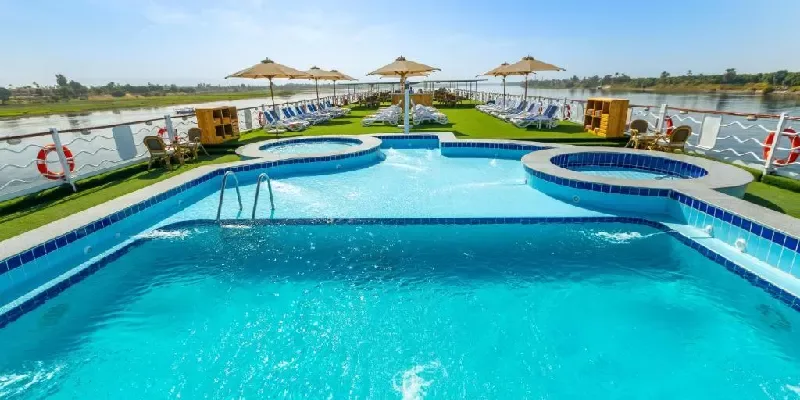 Chateau Lafayette Crucero Por El Nilo